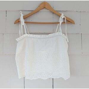 New! Pink Lily White Eyelit Tank Top Medium